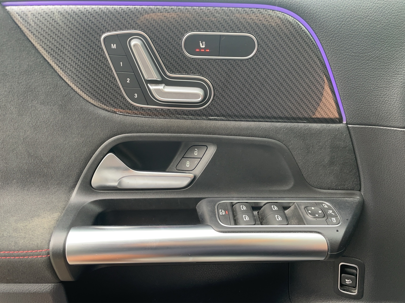 MERCEDES-BENZ B 220 d AMG Line 8G-DCT – Panorama-Glasdach – 360°-Kamera – Sitzheizung – Head-Up Display-image-15