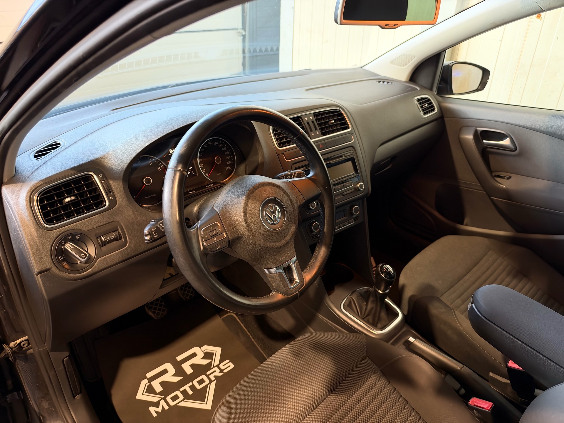 VW Polo 1.2 TSI Comfortline-image-11