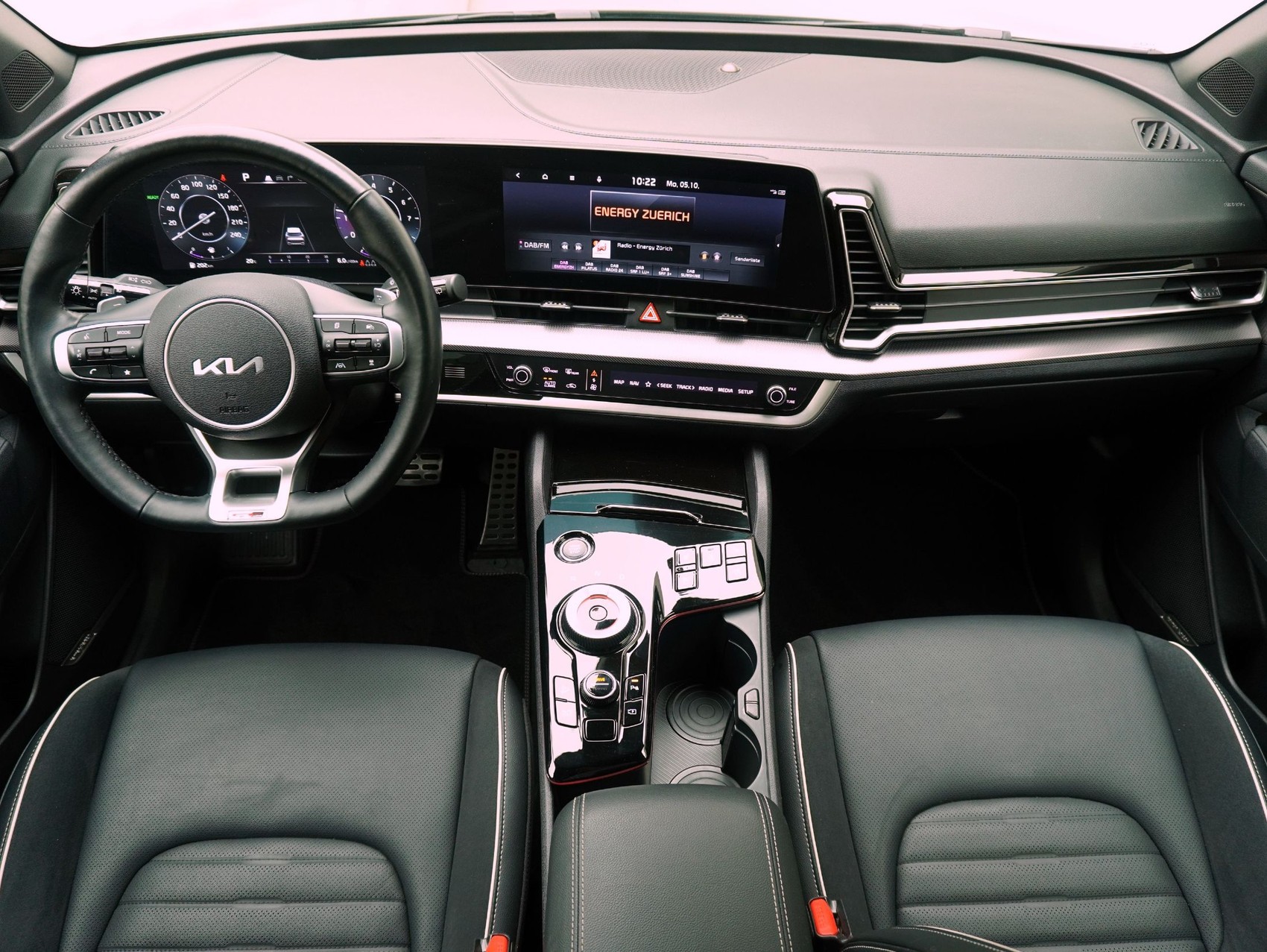 KIA Sportage 1.6 T-GDi Hybrid GT-Line-image-15