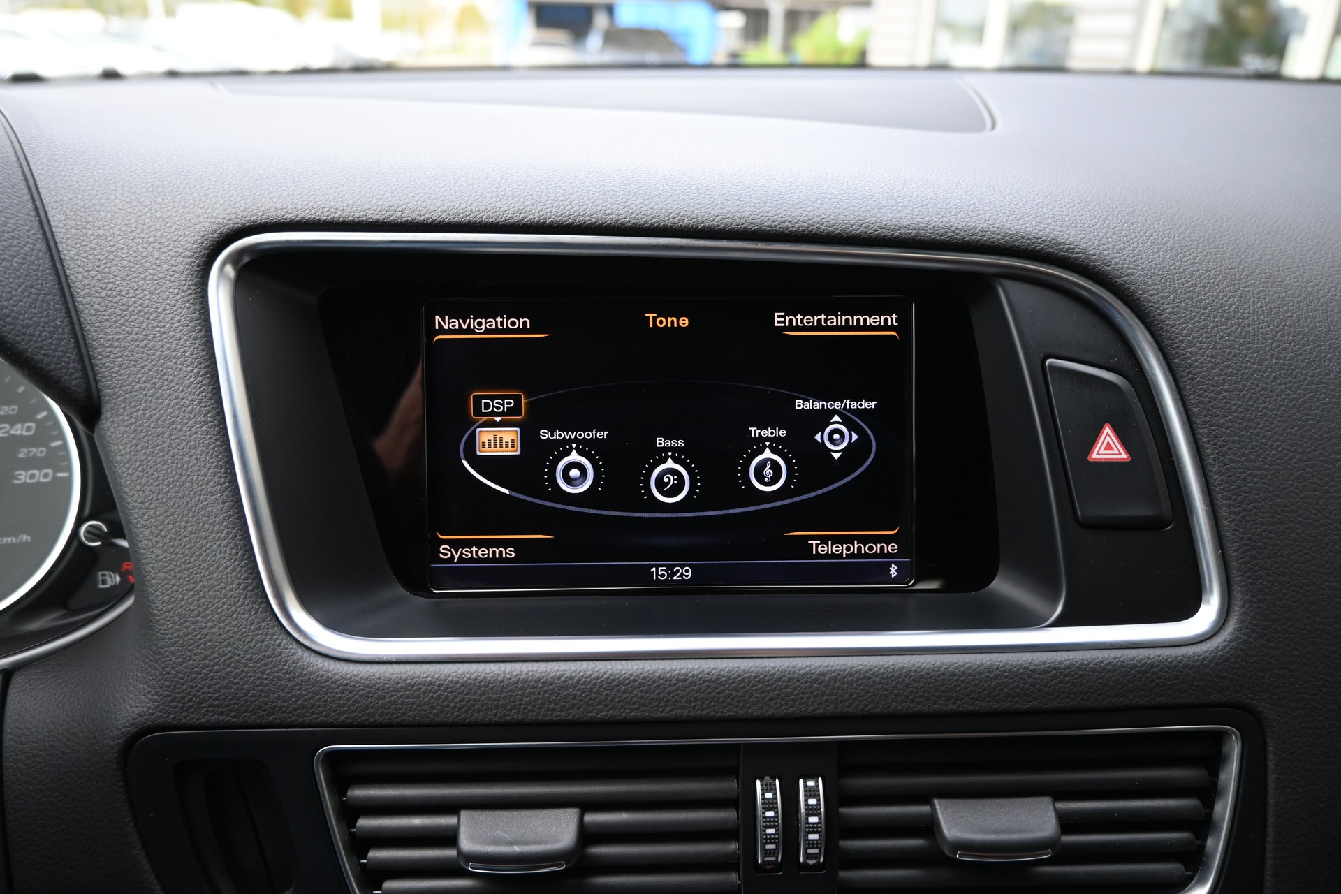 AUDI SQ5 3.0 V6 TDI quattro tiptronic 313PS-image-29