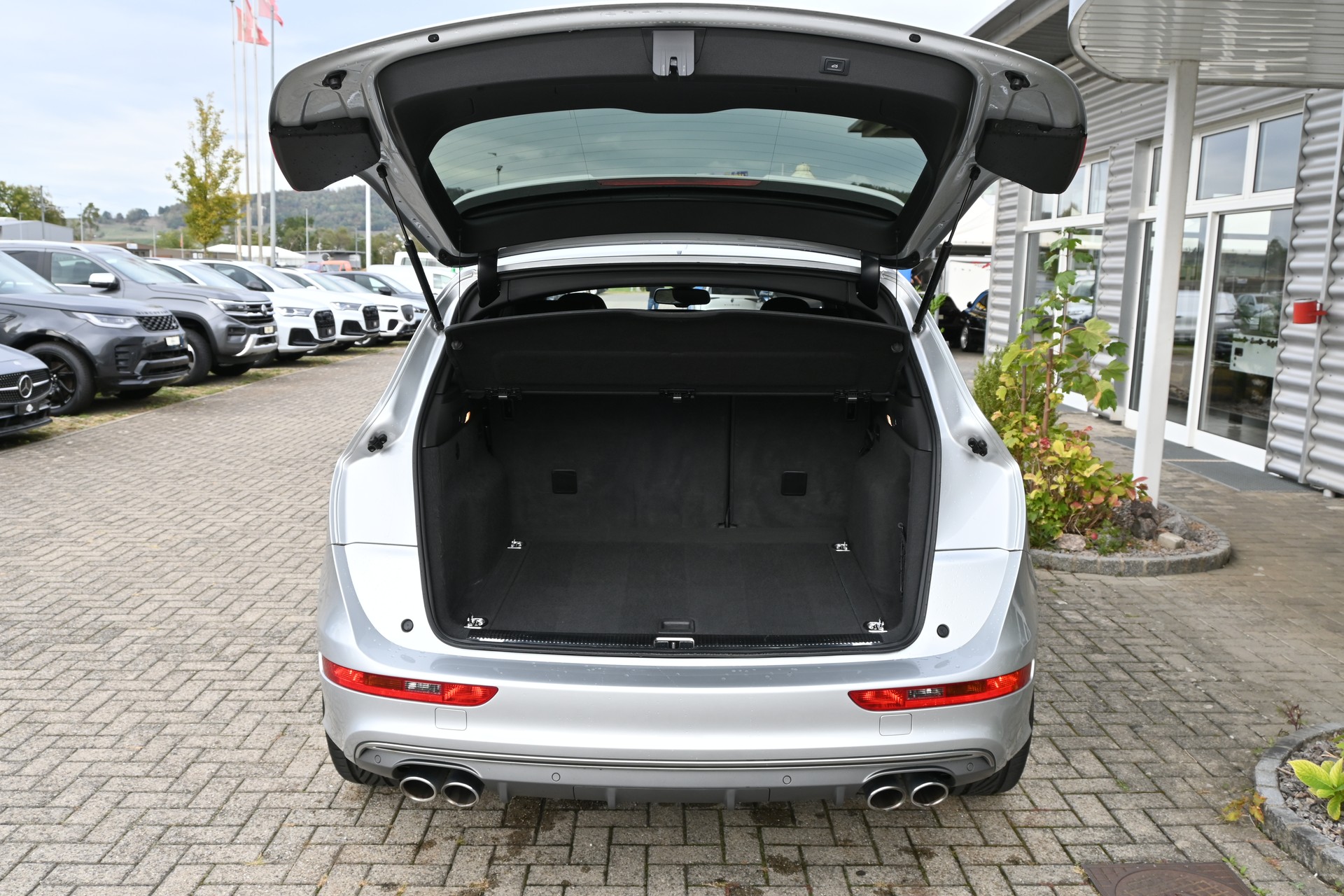 AUDI SQ5 3.0 V6 TDI quattro tiptronic 313PS-image-8