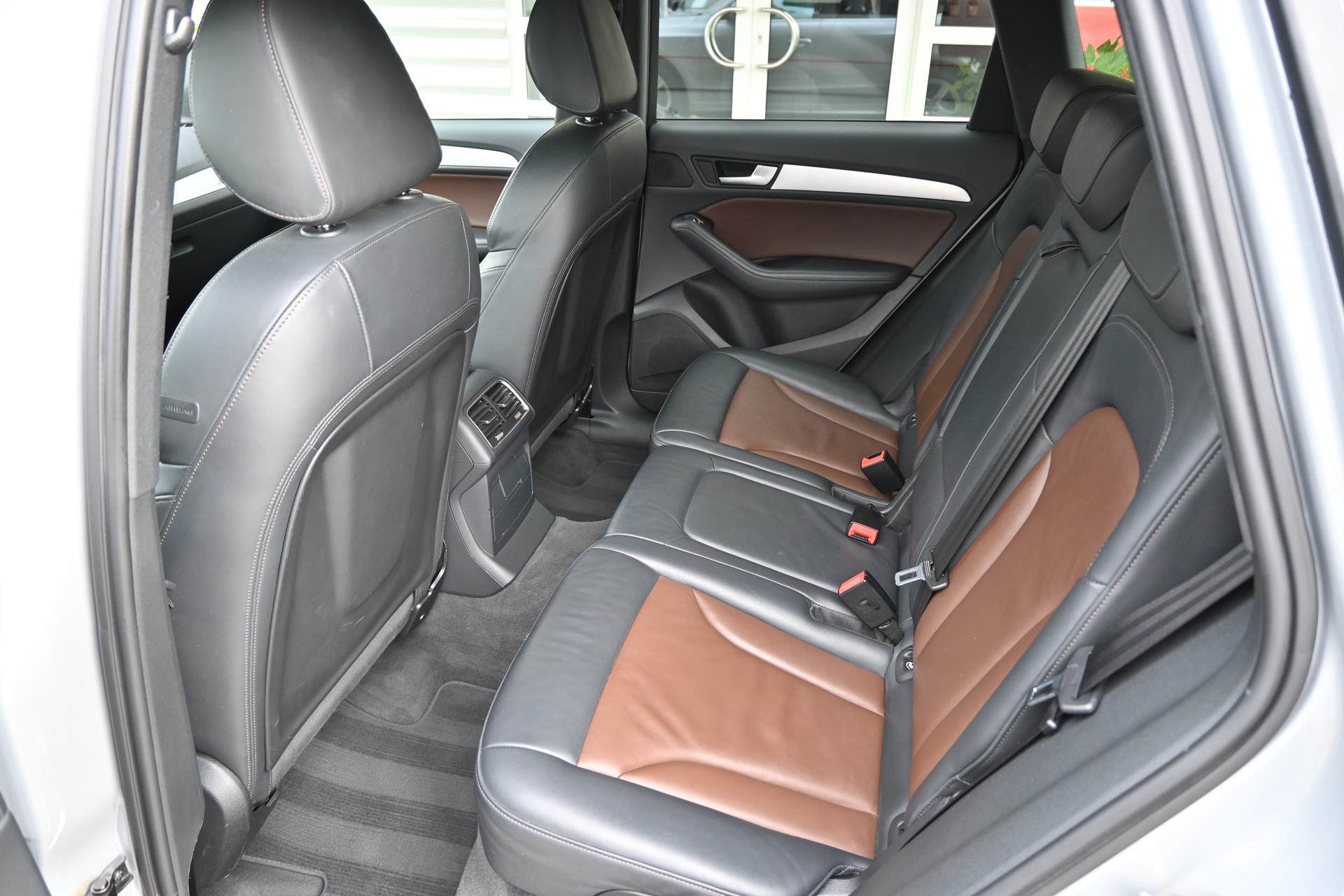 AUDI SQ5 3.0 V6 TDI quattro tiptronic 313PS-image-13