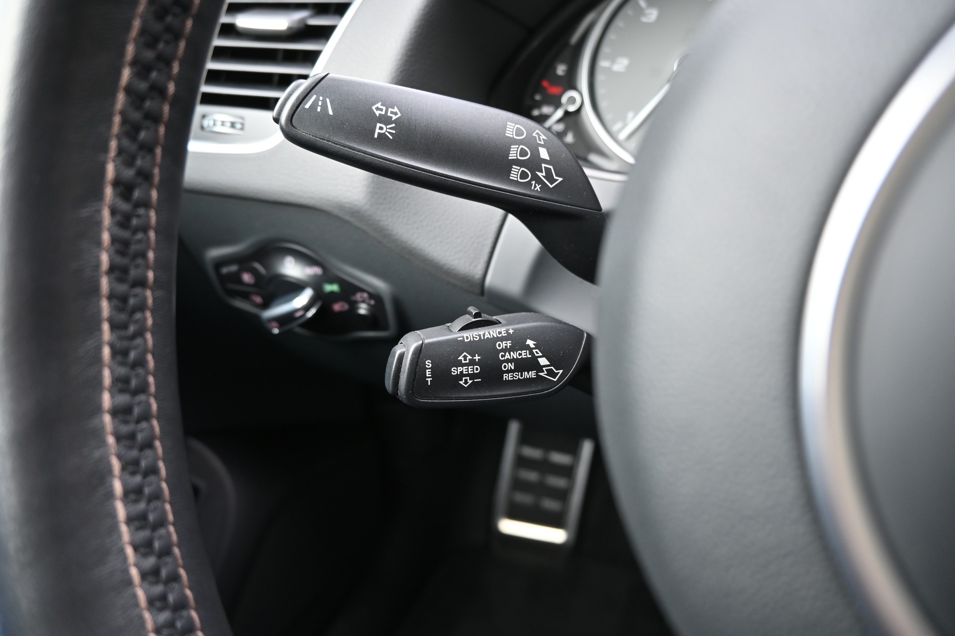 AUDI SQ5 3.0 V6 TDI quattro tiptronic 313PS-image-18
