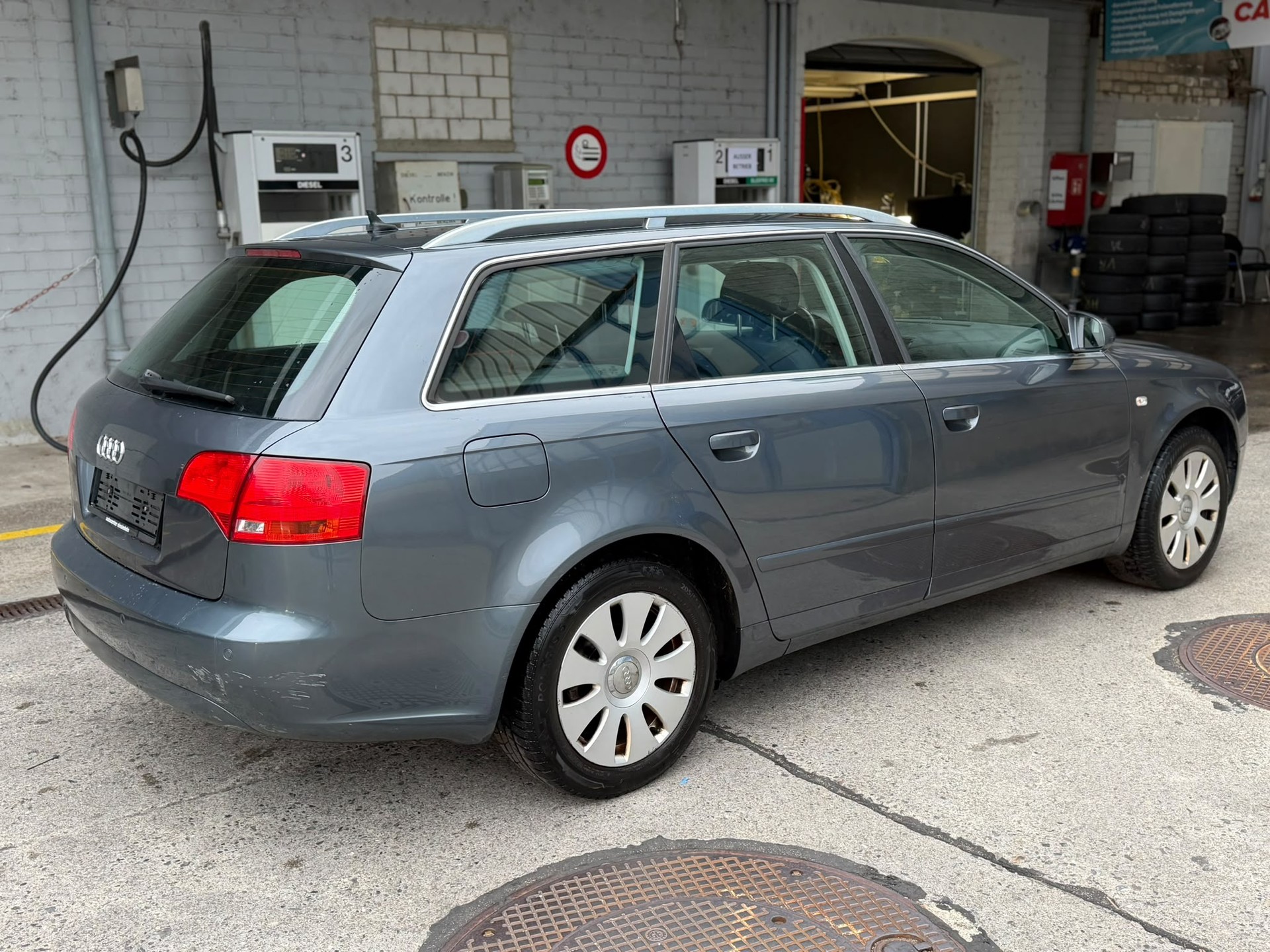 AUDI A4 Avant 2.0-image-3