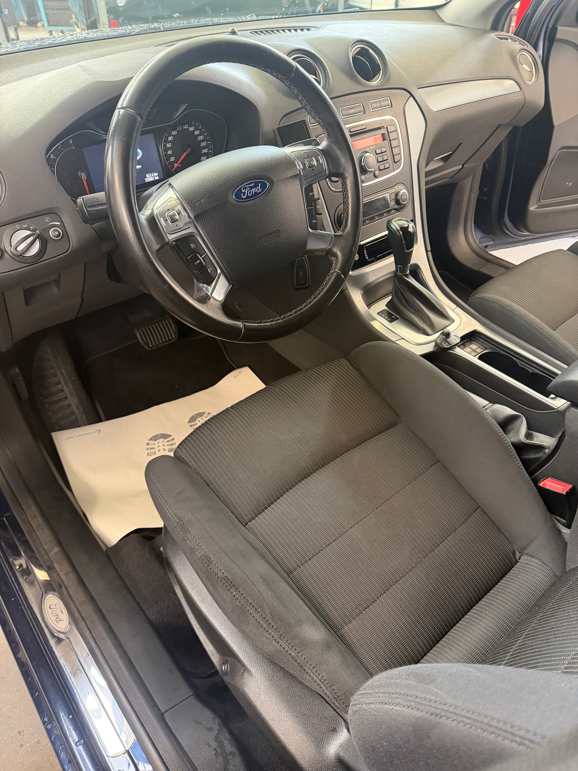 FORD Mondeo 2.0 EcoBoost Leichenwagen Hentschke-image-9