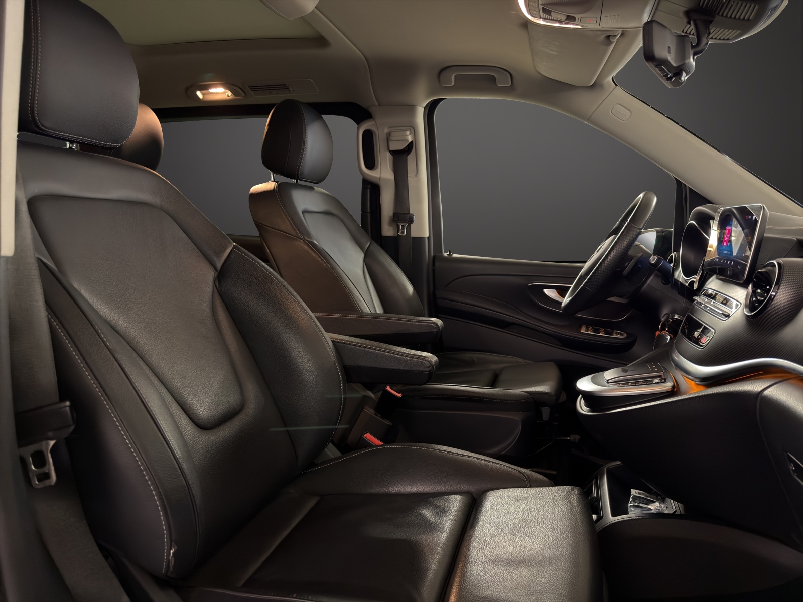 MERCEDES-BENZ V 300 d lang Avantgarde 4Matic 9G-Tronic-image-11