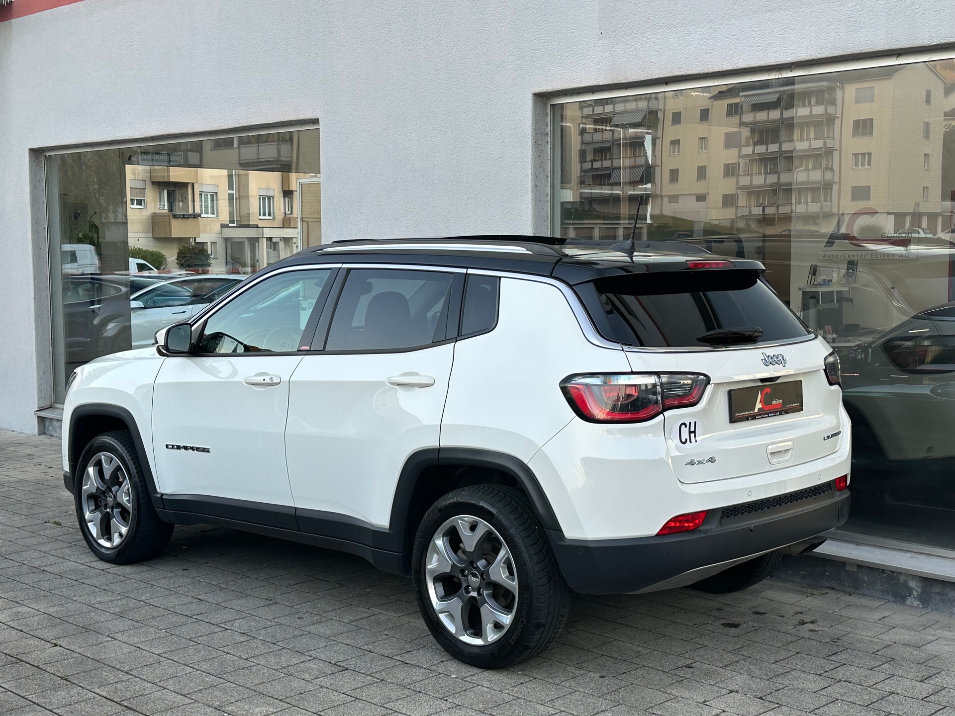 JEEP Compass 1.4 Turbo Limited AWD 9ATX-image-1