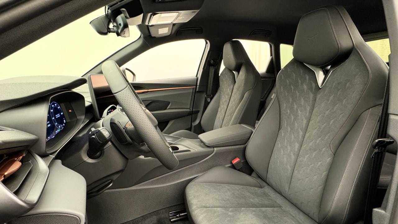 CUPRA Terramar 1.5 eHybrid DSG VZ-image-4