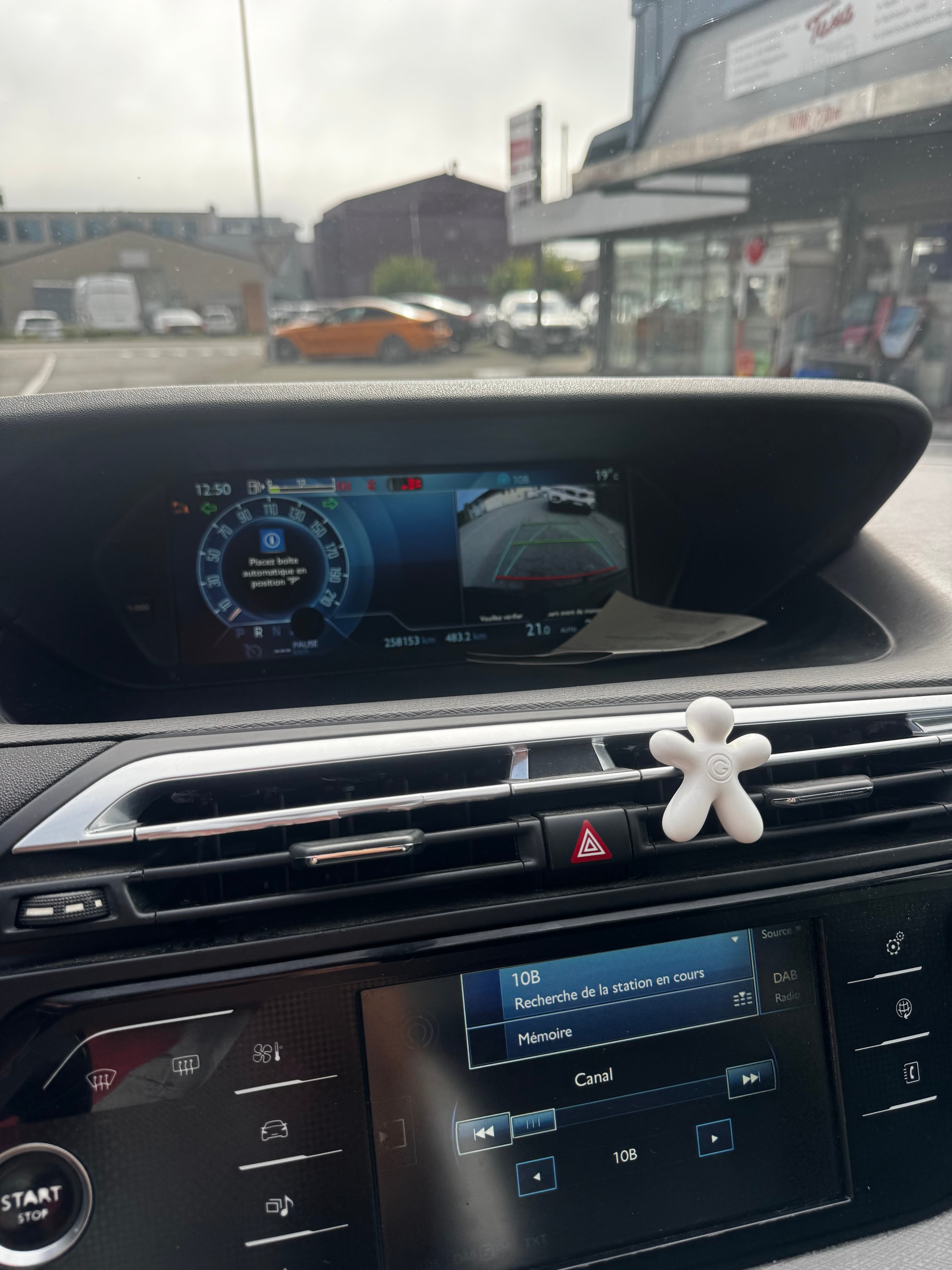 CITROEN Grand C4 Picasso 2.0 BlueHDi Exclusive Automatic-image-3