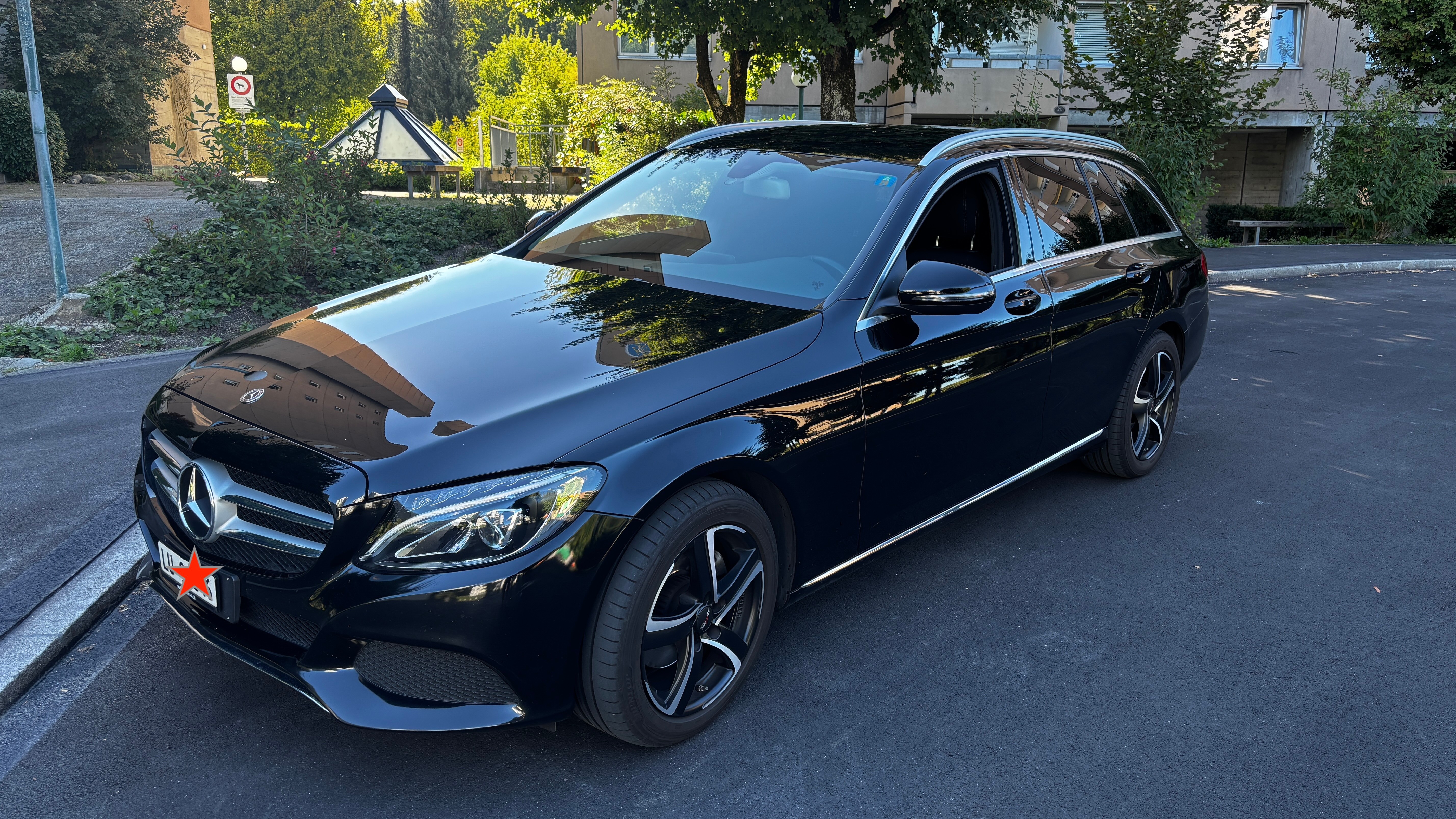Car photo