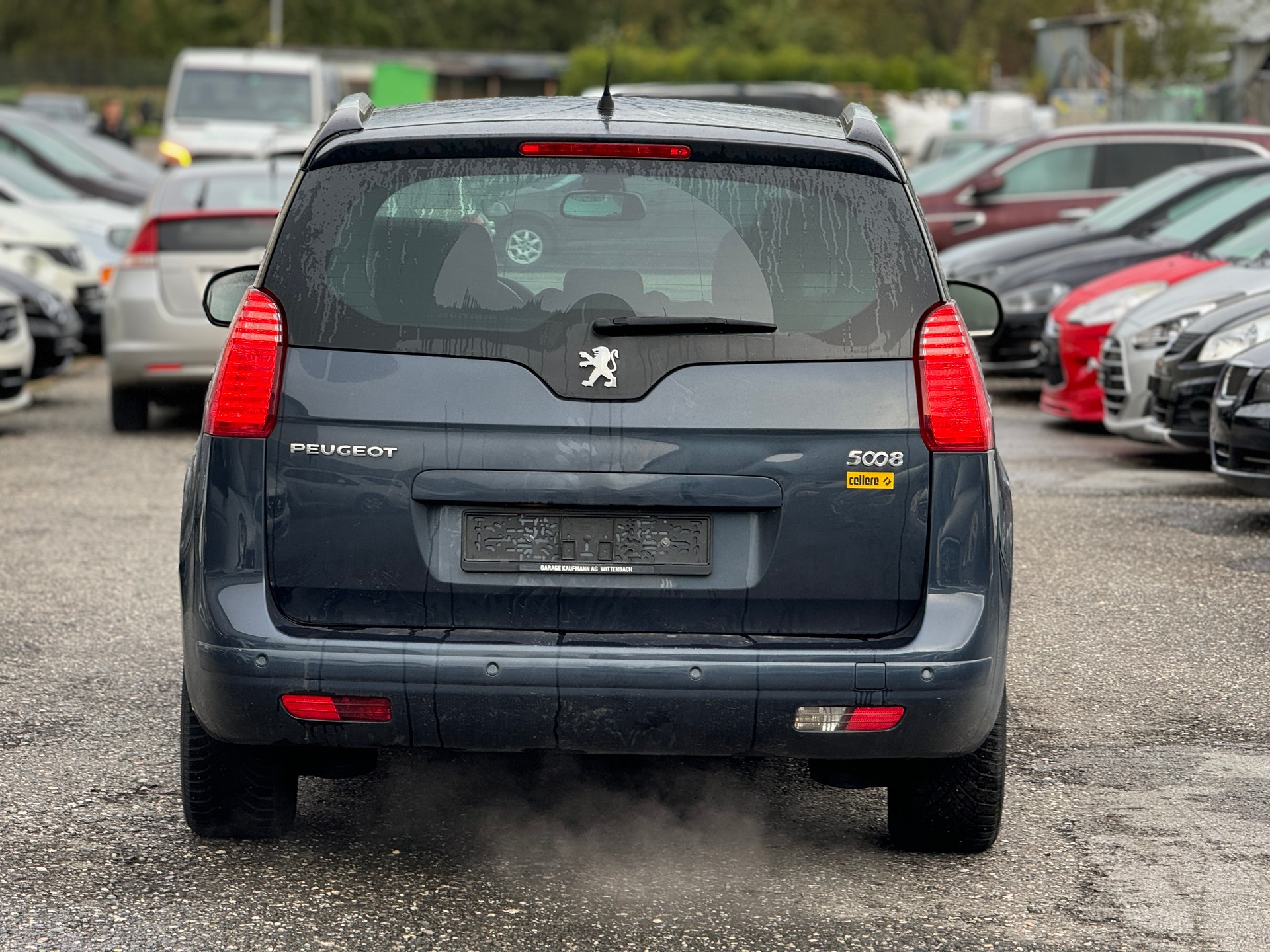 PEUGEOT 5008 1.6 16V T Active-image-4
