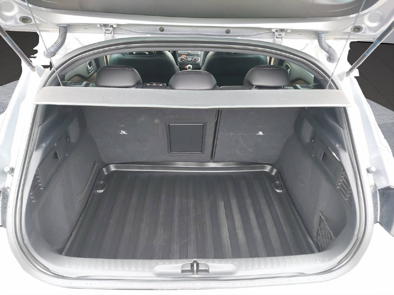 DS AUTOMOBILES DS4 1.6 THP 210 Sport Chic-image-10