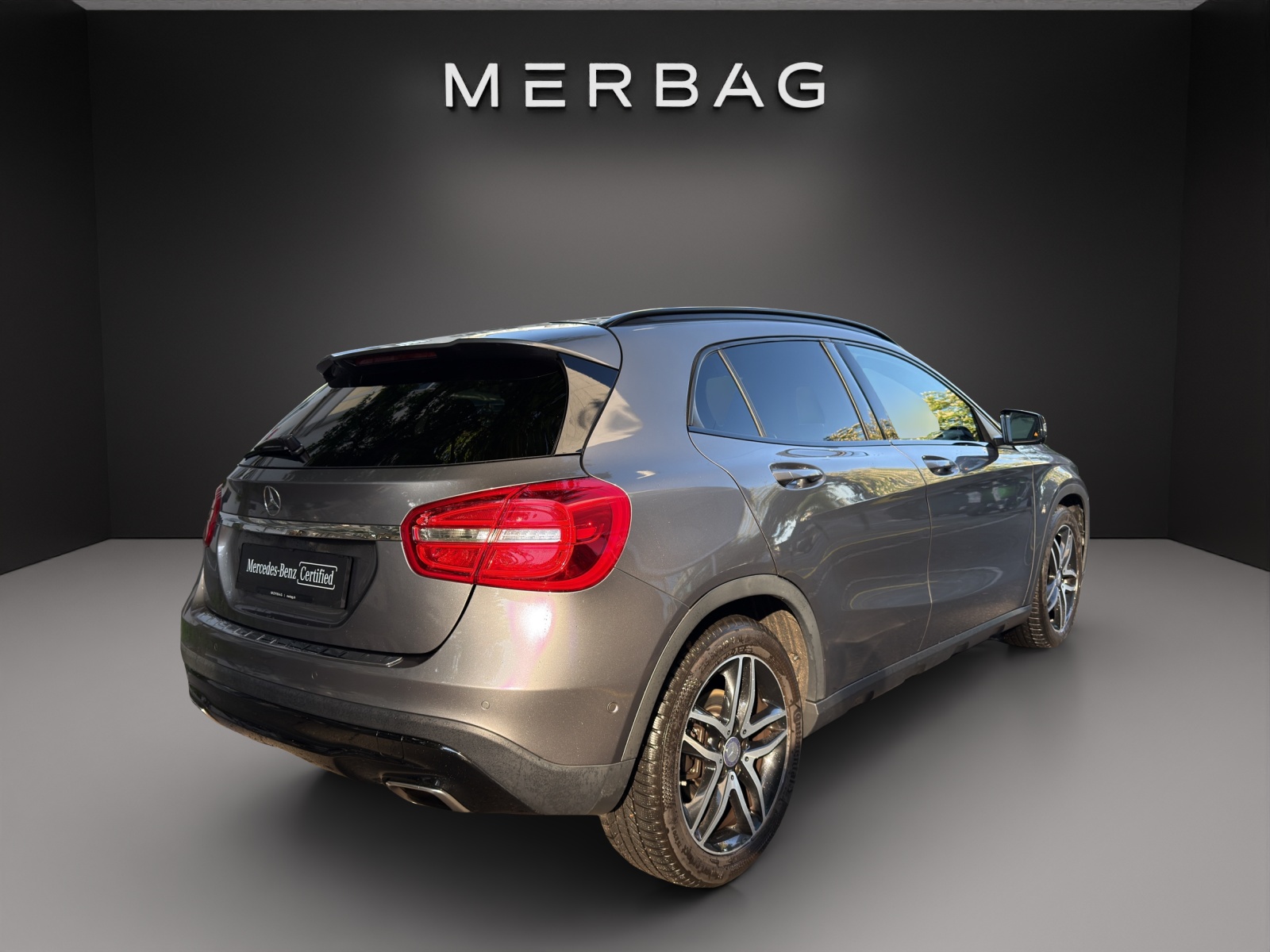 MERCEDES-BENZ GLA 250 Urban 4Matic 7G-DCT-image-7