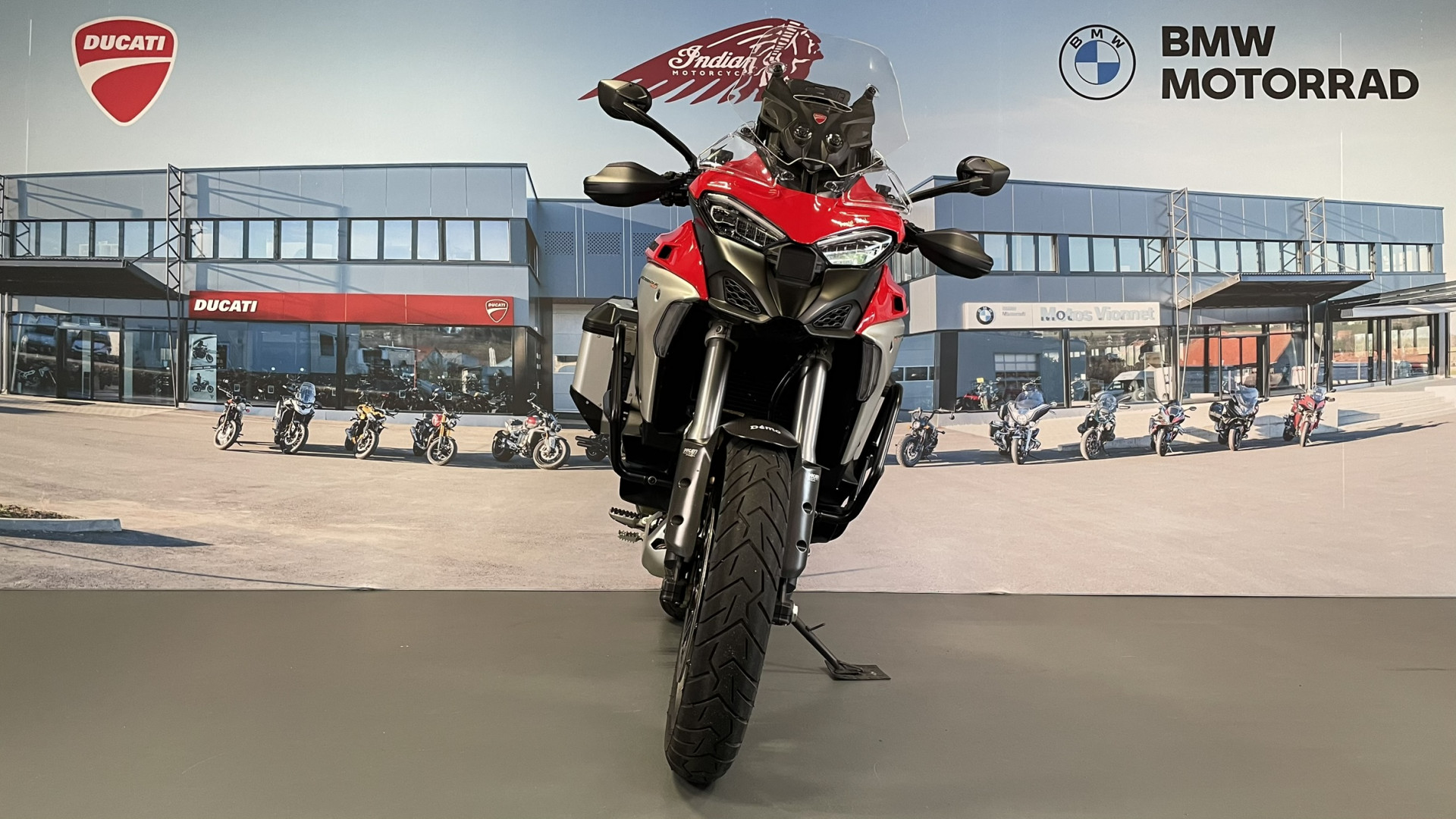 DUCATI Multistrada 1160 V4 Rally-showroom-element-1