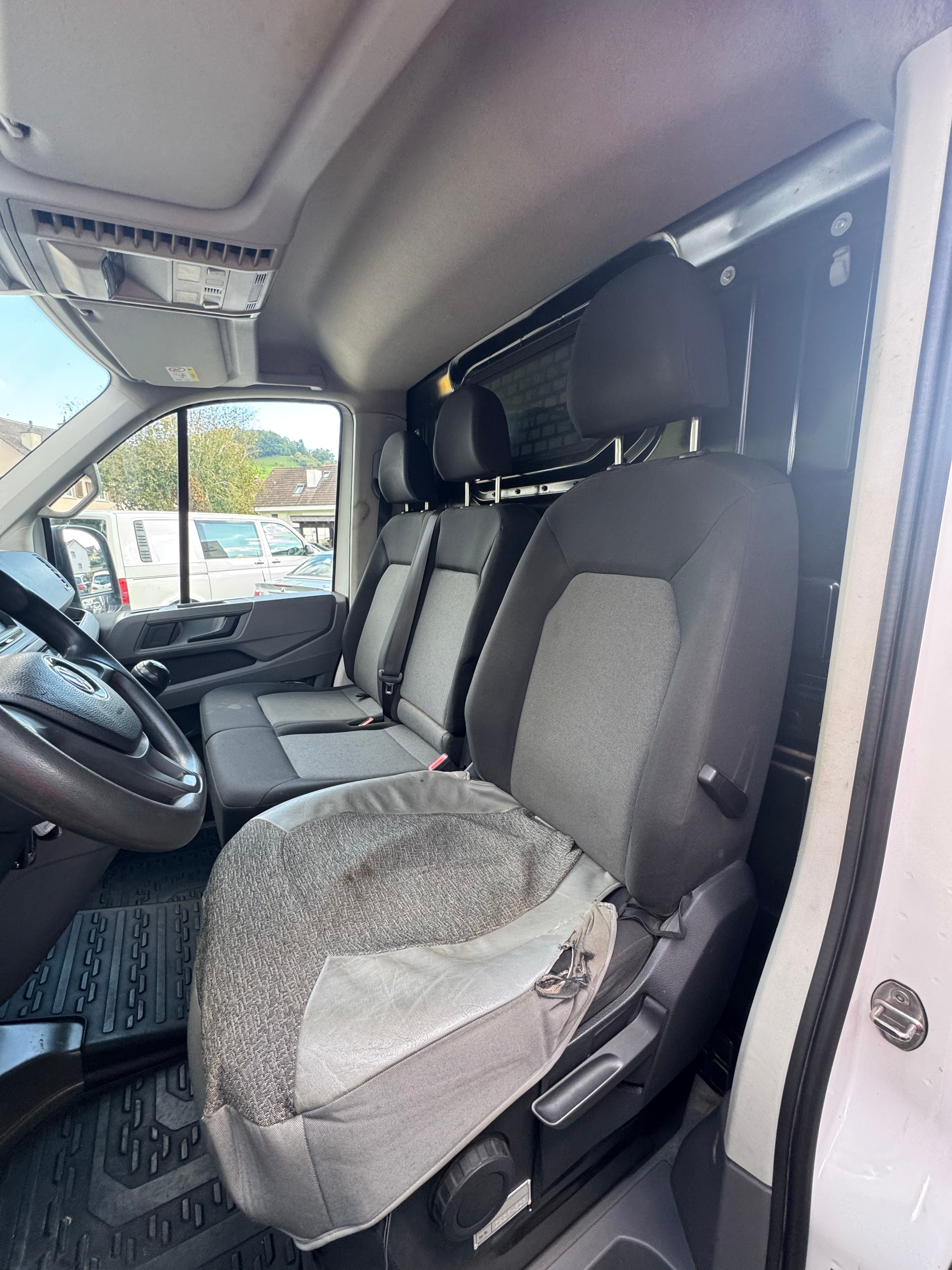 VW Crafter 35 2.0 BiTDI L3-image-11
