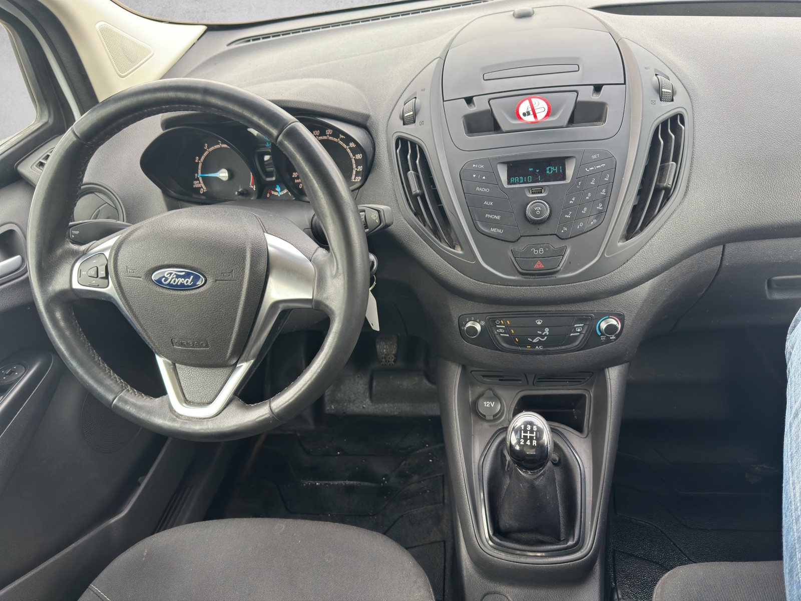 FORD Transit Courier Van 1.0 EcoBoost Trend-image-11