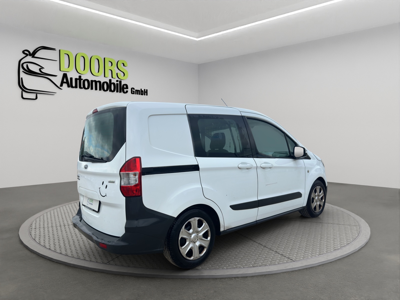 FORD Transit Courier Van 1.0 EcoBoost Trend-image-4