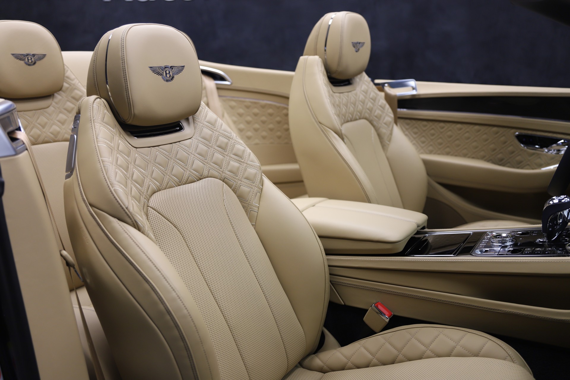 BENTLEY Continental GTC 6.0 W12 Speed-image-9