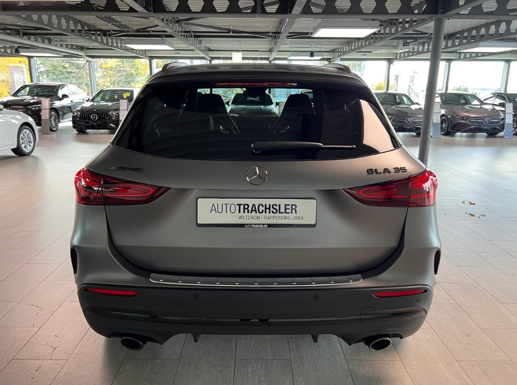 MERCEDES-BENZ GLA 35 AMG 4matic-image-4