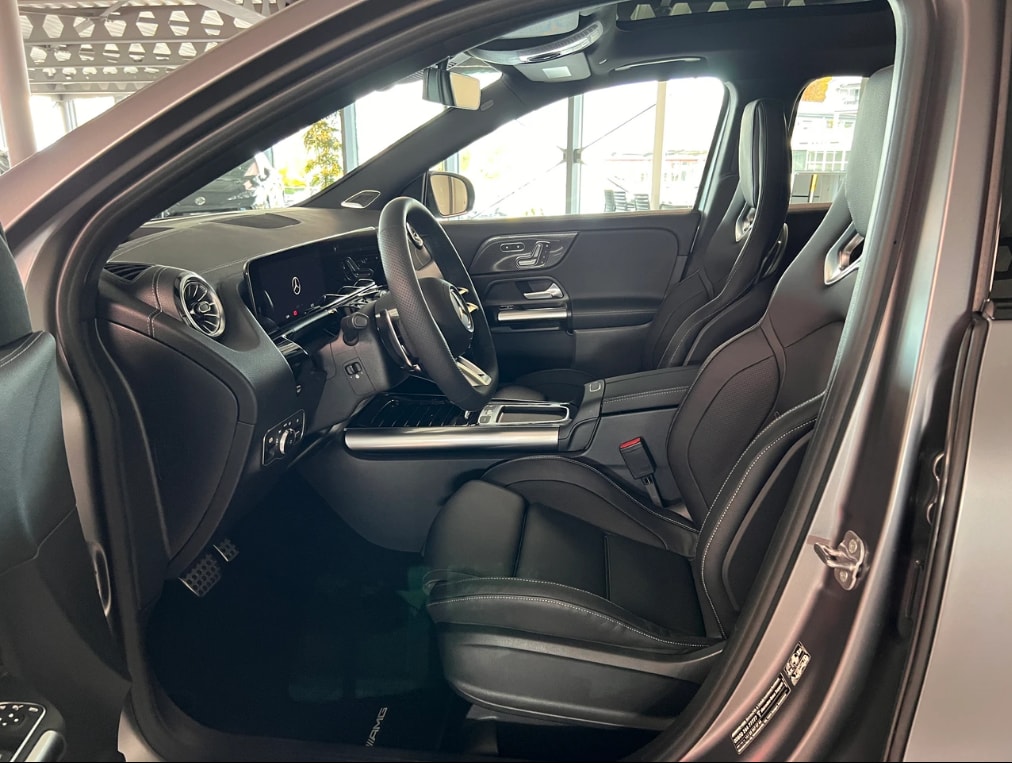 MERCEDES-BENZ GLA 35 AMG 4matic-image-10