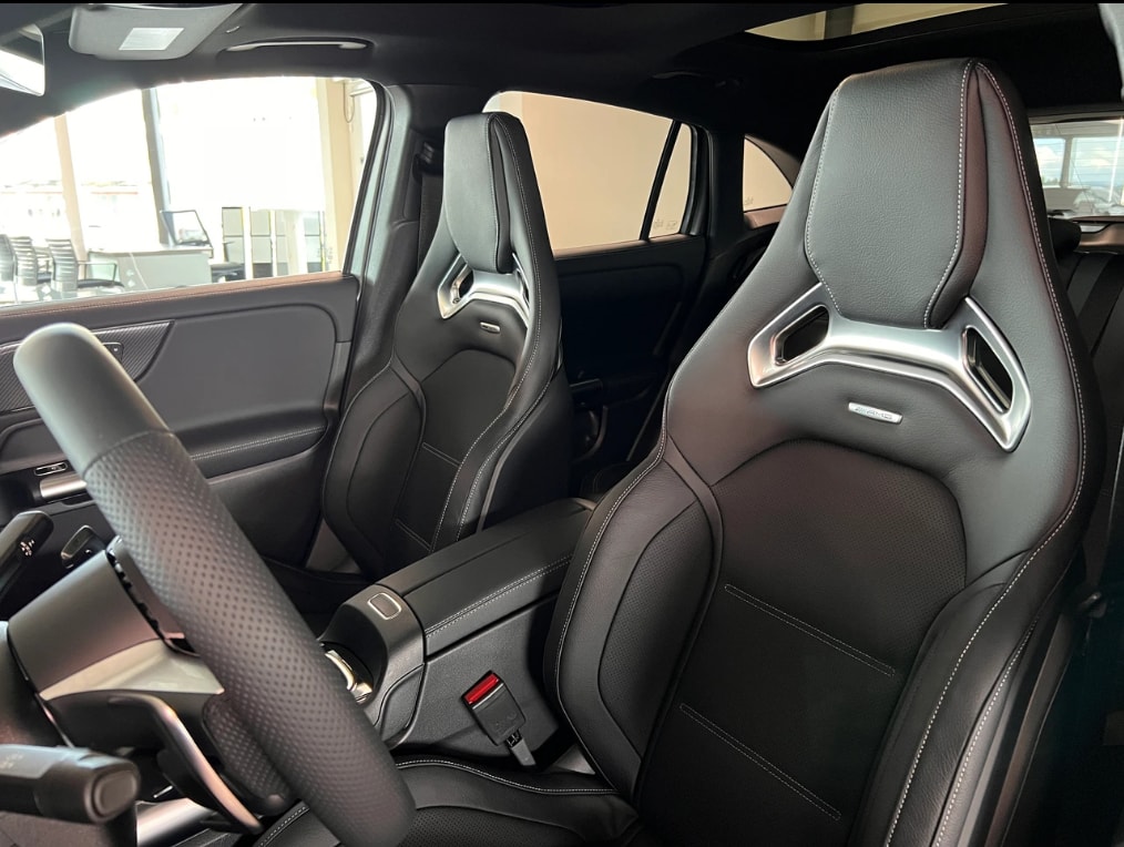 MERCEDES-BENZ GLA 35 AMG 4matic-image-12