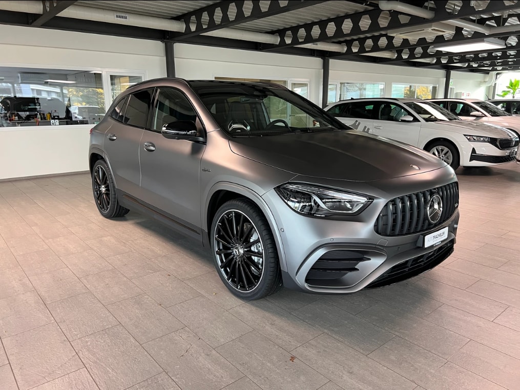 MERCEDES-BENZ GLA 35 AMG 4matic-image-2
