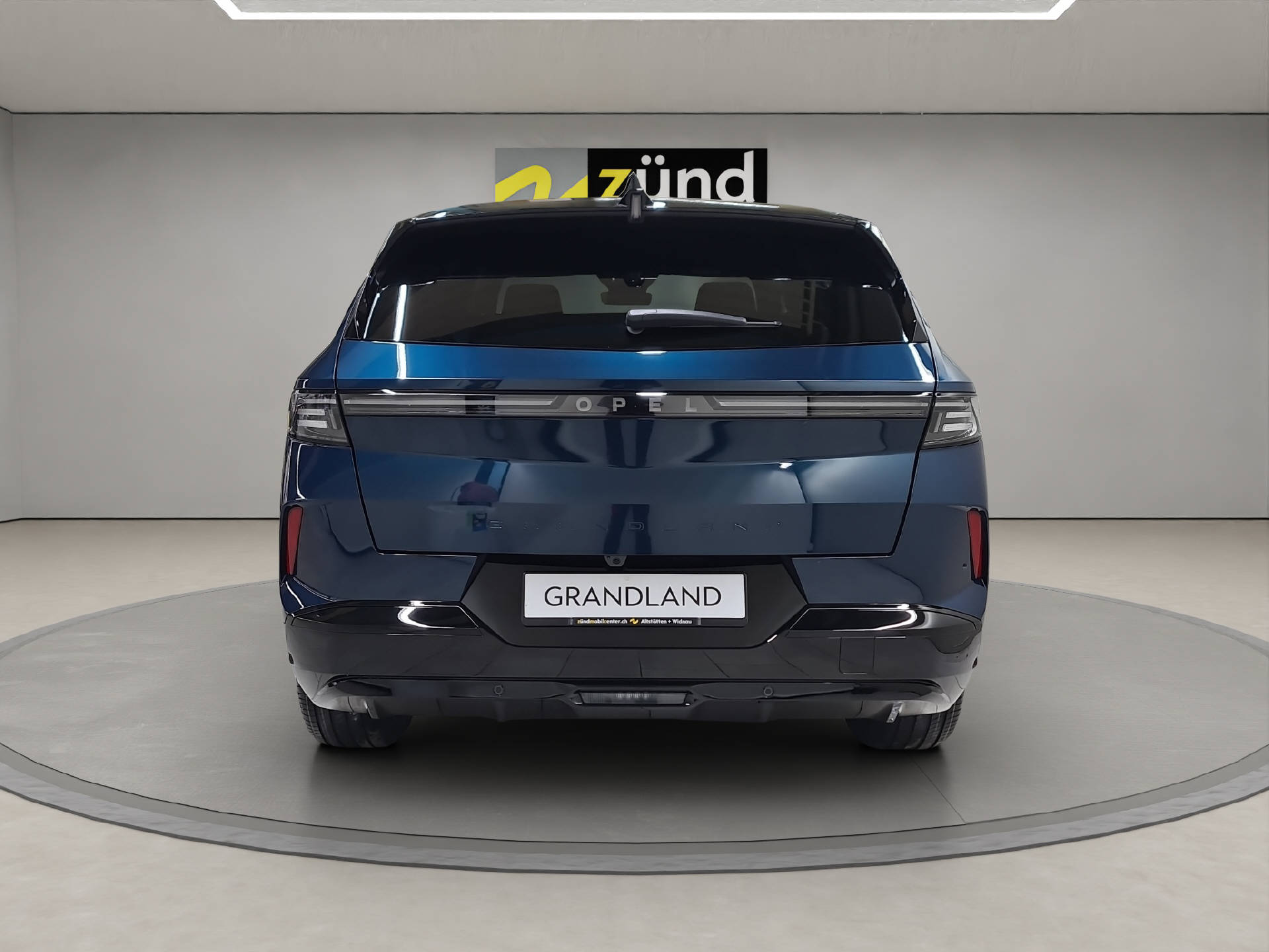 OPEL Grandland 1.6 T PHEV GS-image-3