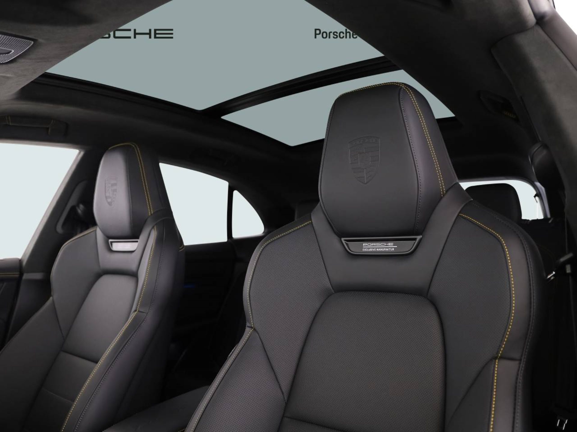 PORSCHE Macan Turbo-image-11