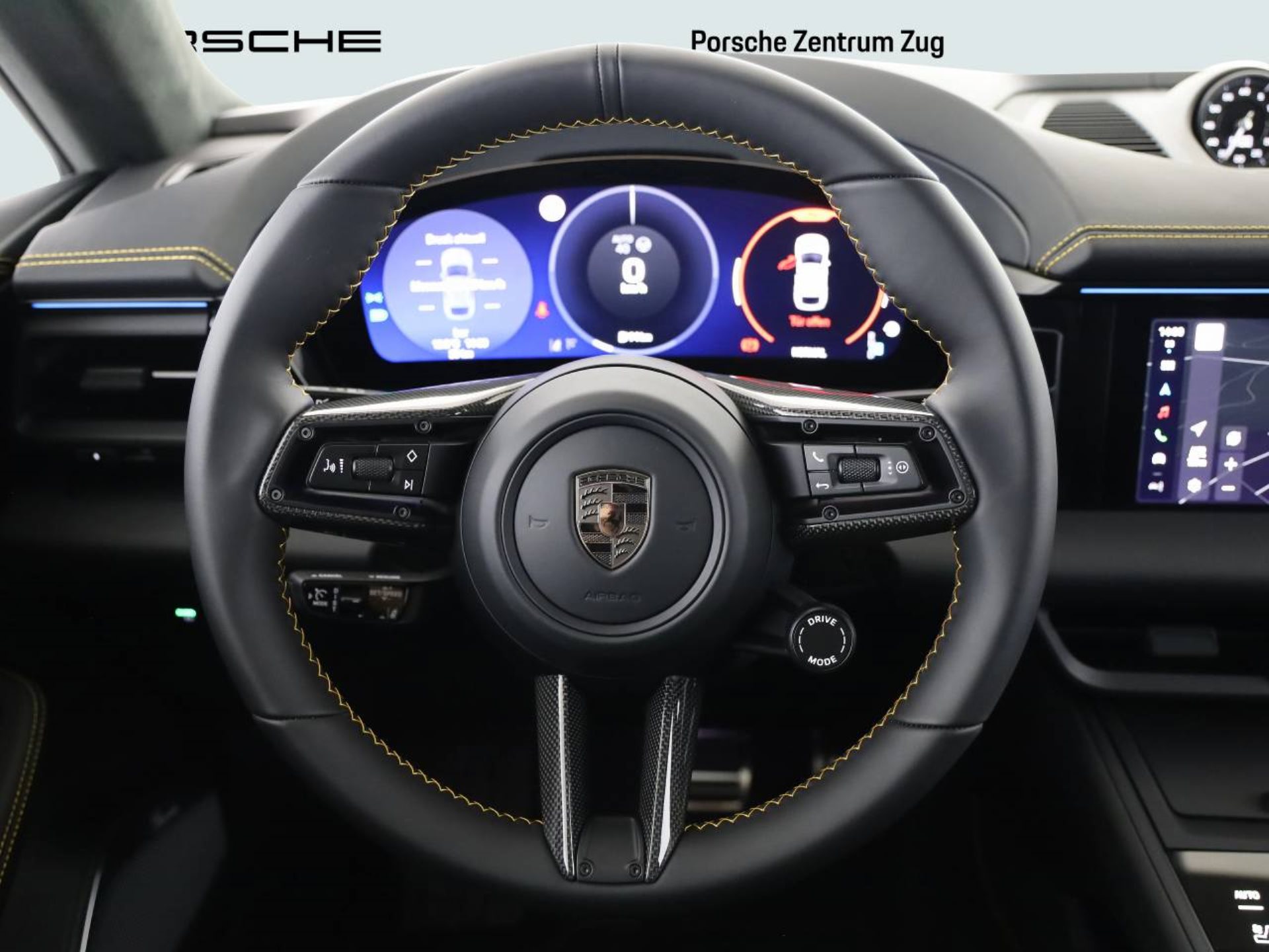 PORSCHE Macan Turbo-image-14