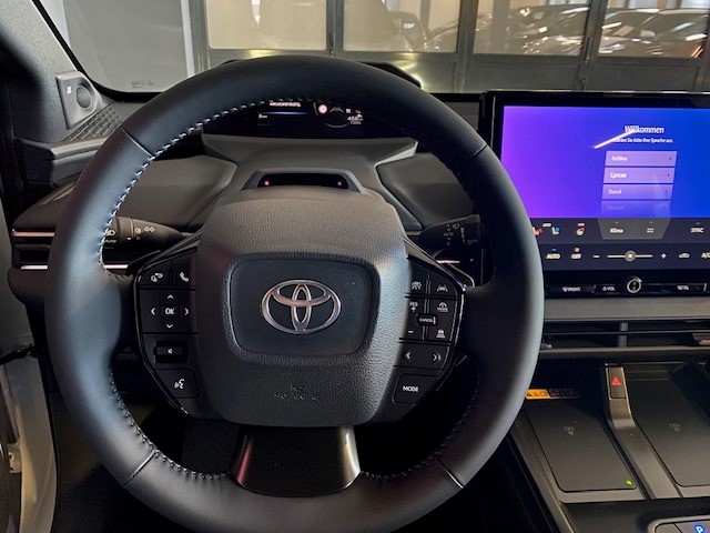 TOYOTA bZ4X Premium AWD 22 kW OBC+-image-11
