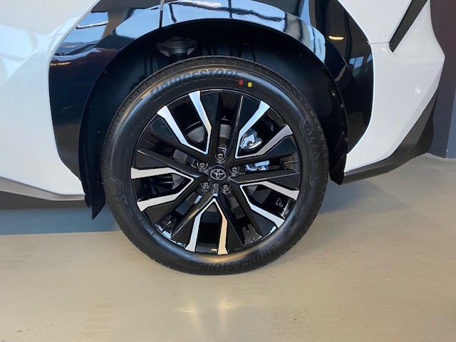 TOYOTA bZ4X Premium AWD 22 kW OBC+-image-6
