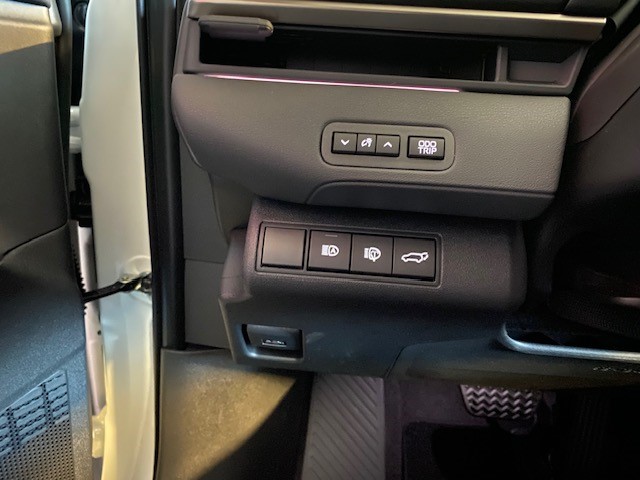 TOYOTA bZ4X Premium AWD 22 kW OBC+-image-16