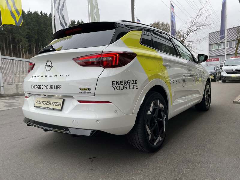OPEL Grandland 1.6 T PHEV GSE-image-2