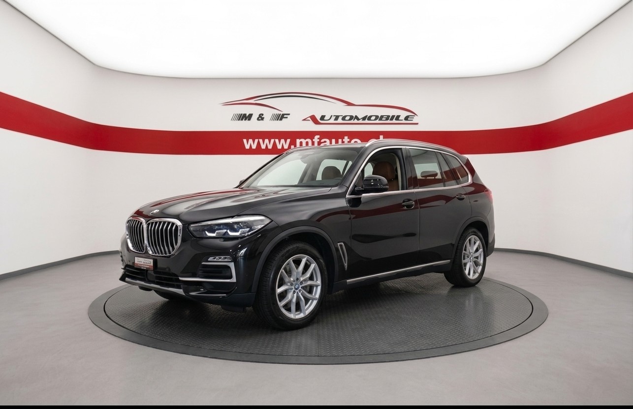 BMW X5 30d xDrive 7 PLÄTZER CH FAHRZEUG-image-0