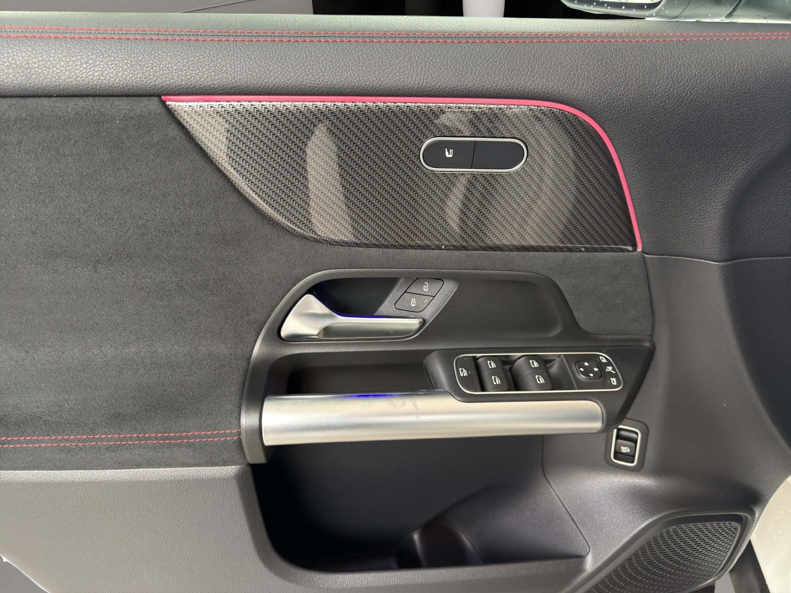 Image MERCEDES-BENZ GLA-200 GLA 200 AMG Line