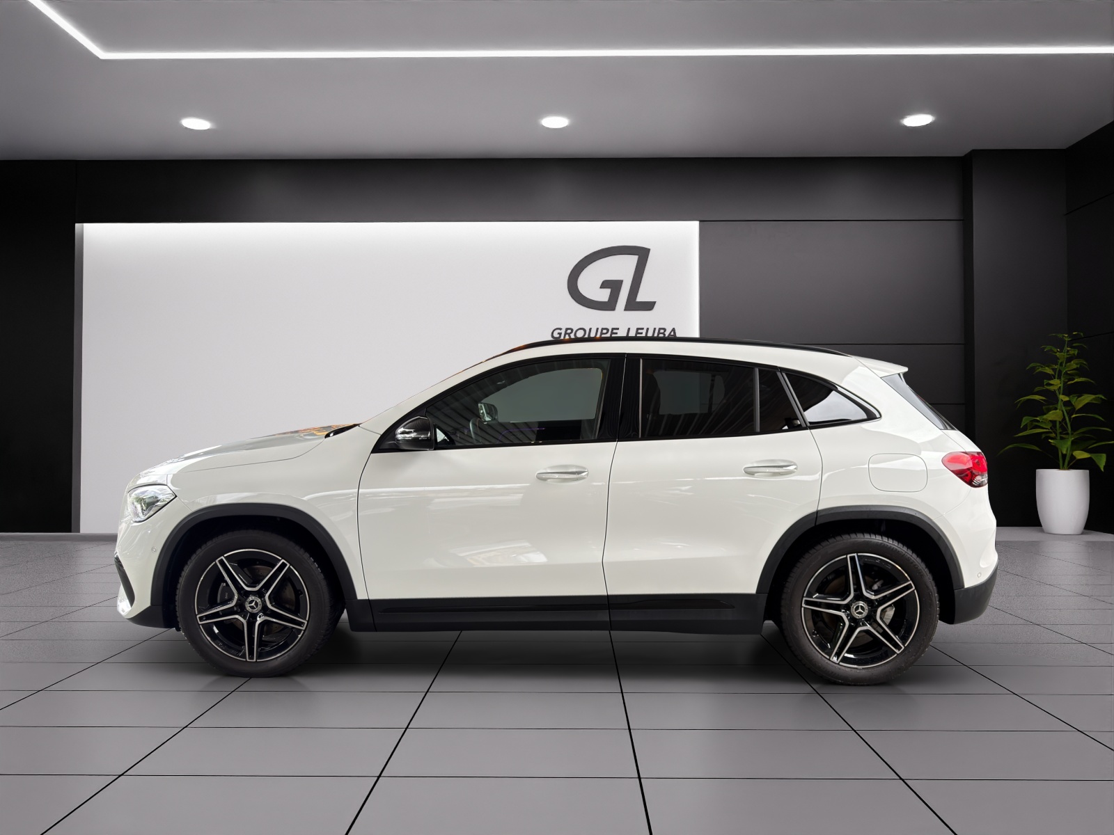 Image MERCEDES-BENZ GLA-200 GLA 200 AMG Line