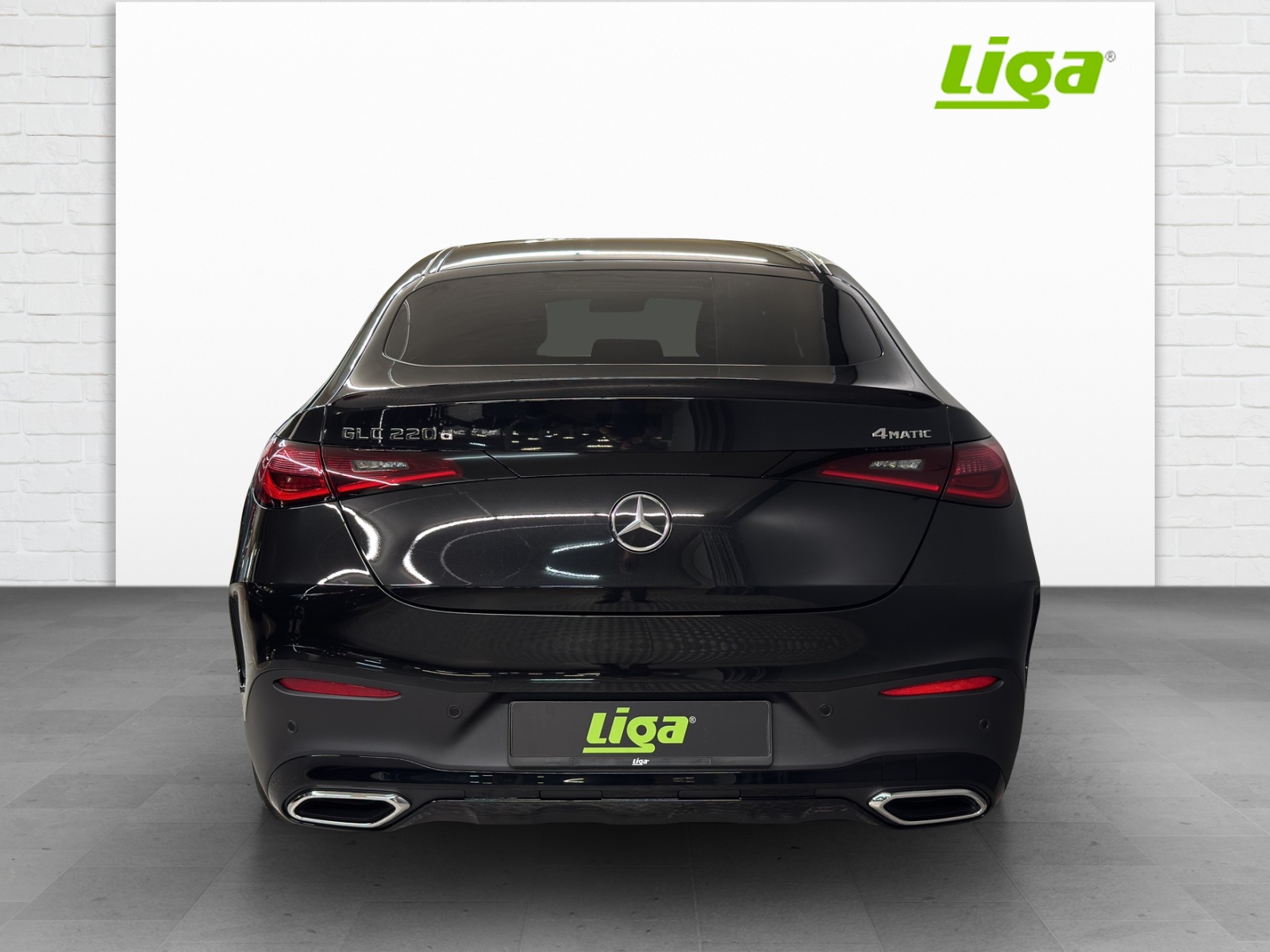 MERCEDES-BENZ GLC 220 d AMG Line 4Matic Coupé-image-4
