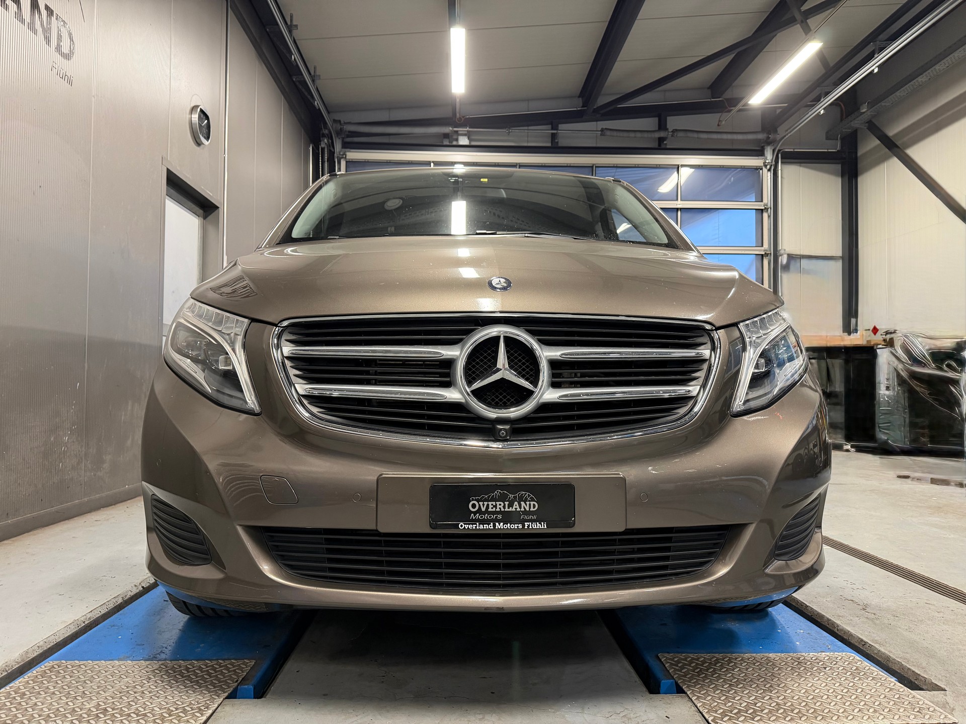 MERCEDES-BENZ V 250 d Avantgarde lang 4Matic 7G-Tronic-image-8