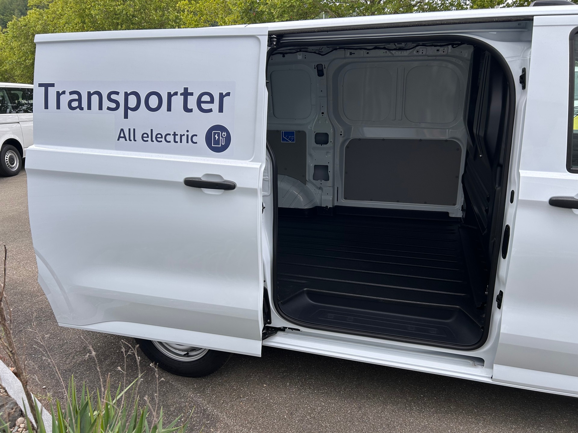 VW e-Transporter 70 kWh-image-4