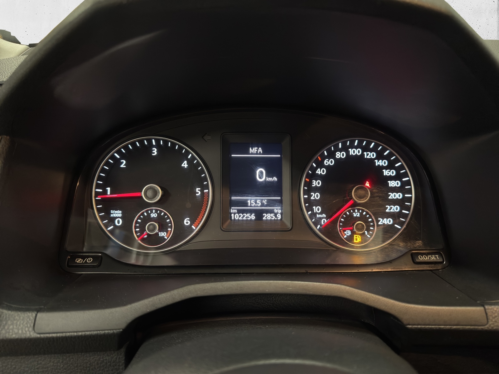 VW Caddy 2.0 TDI Family DSG-image-9