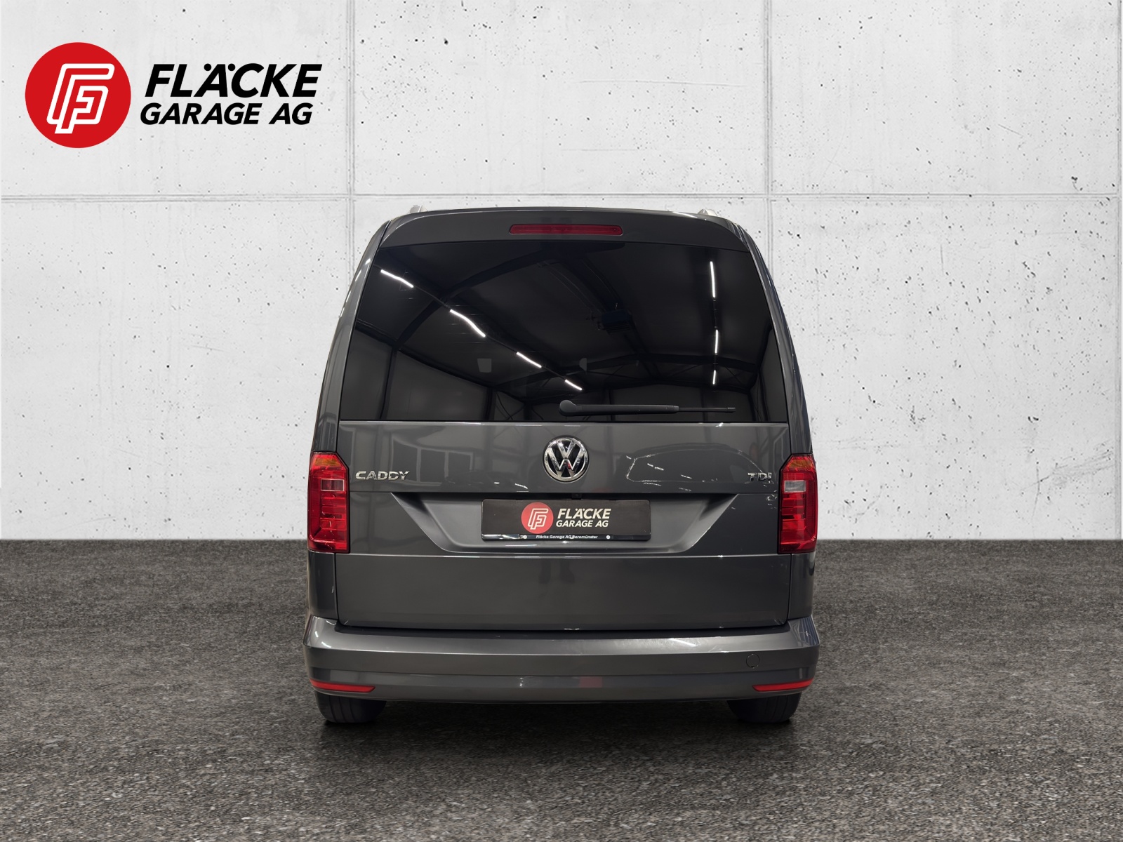 VW Caddy 2.0 TDI Family DSG-image-4