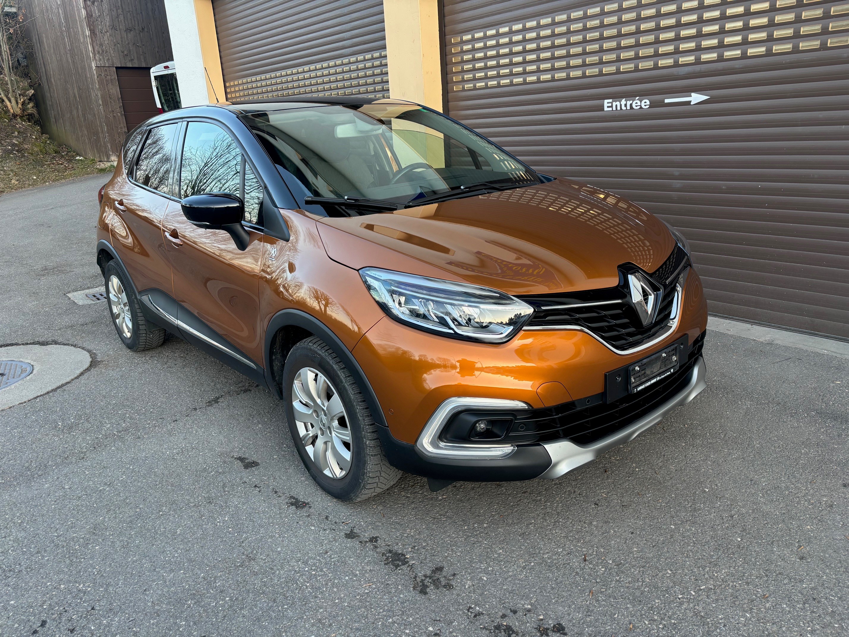 Car photo