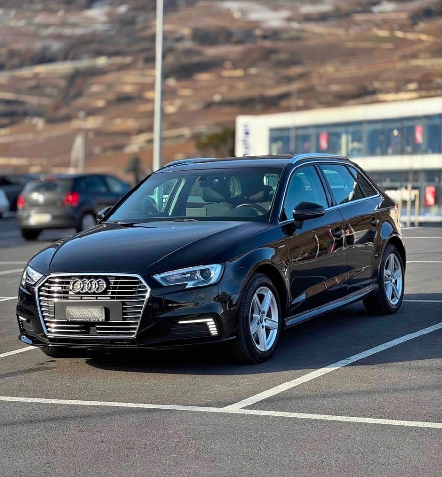 AUDI A3 Sportback 1.4 e-tron S-tronic-image-0