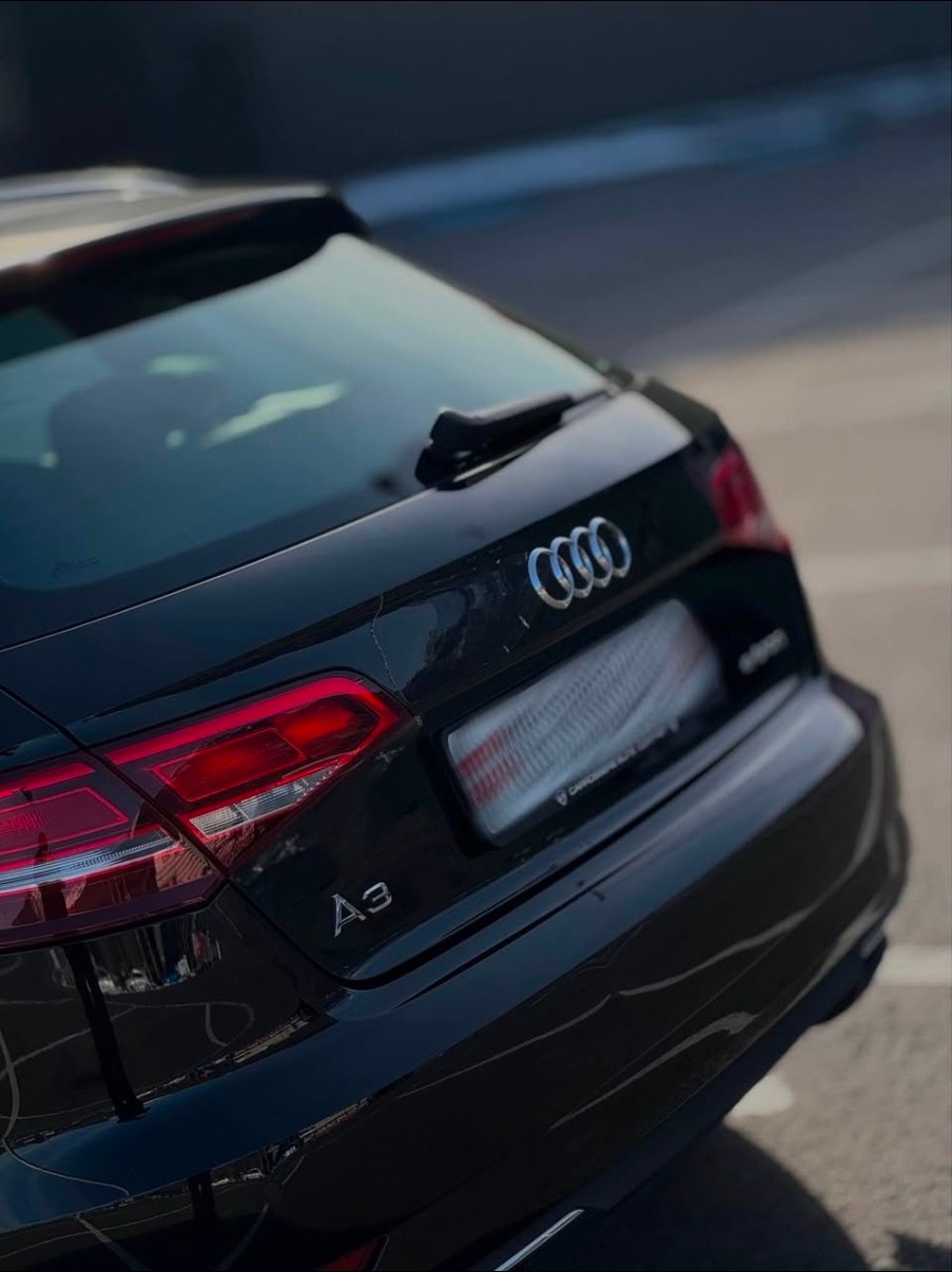 AUDI A3 Sportback 1.4 e-tron S-tronic-image-1
