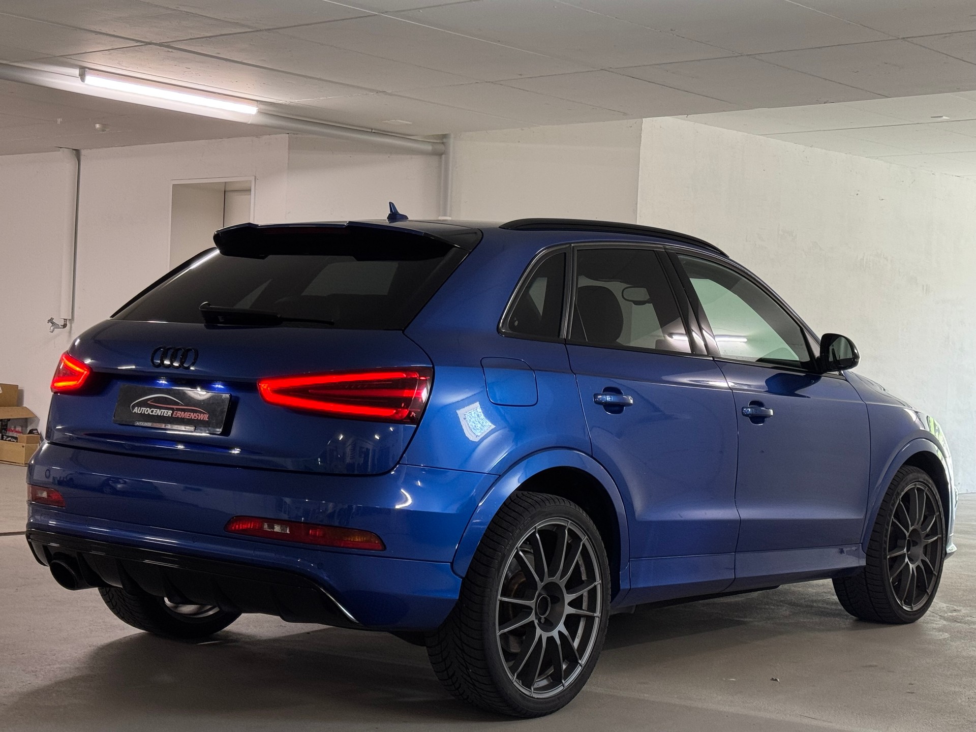AUDI RS Q3 2.5 TFSI quattro S-tronic-image-6