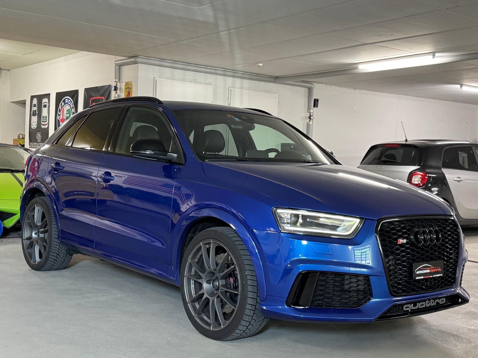 AUDI RS Q3 2.5 TFSI quattro S-tronic-image-2