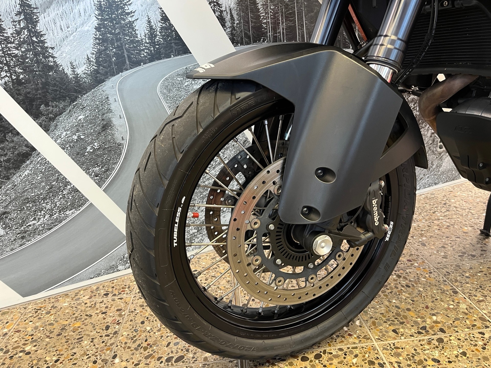 KTM 1190 Adventure ABS.EDS.TPMS-image-7
