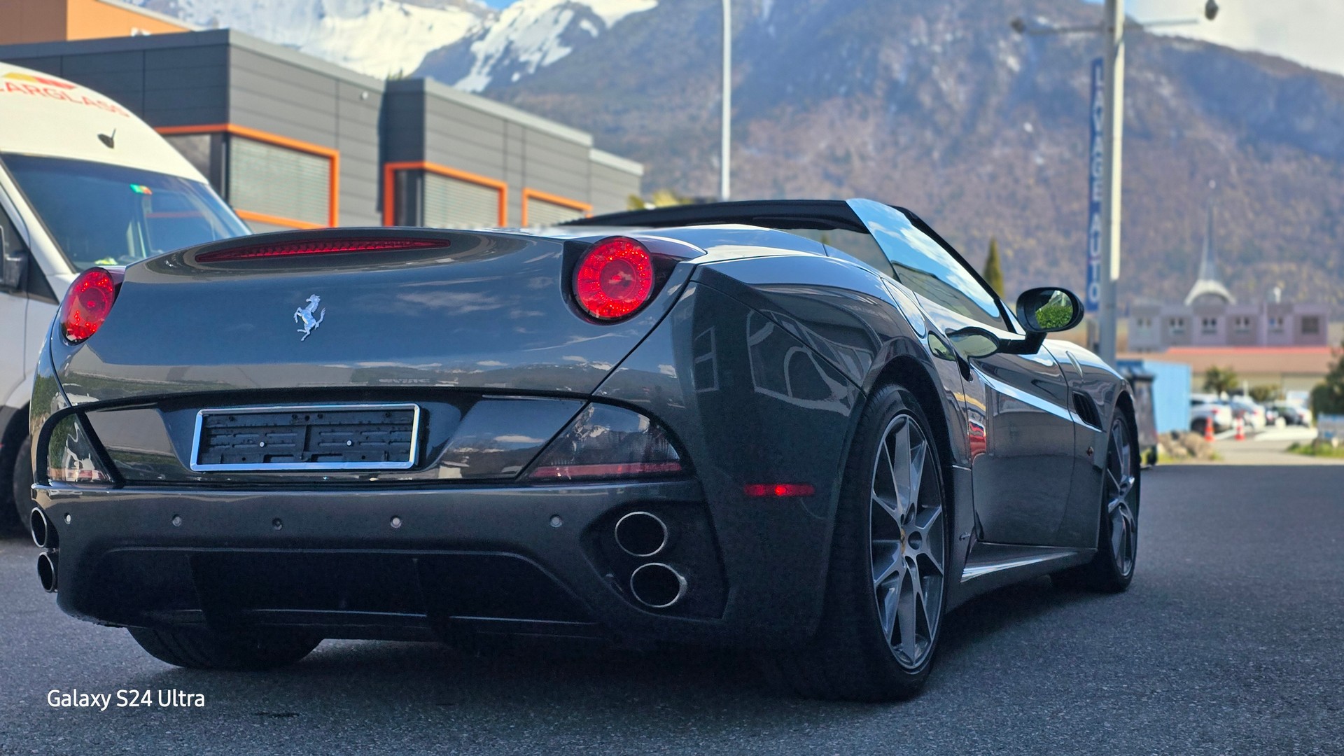 FERRARI California 4.3 V8-image-3