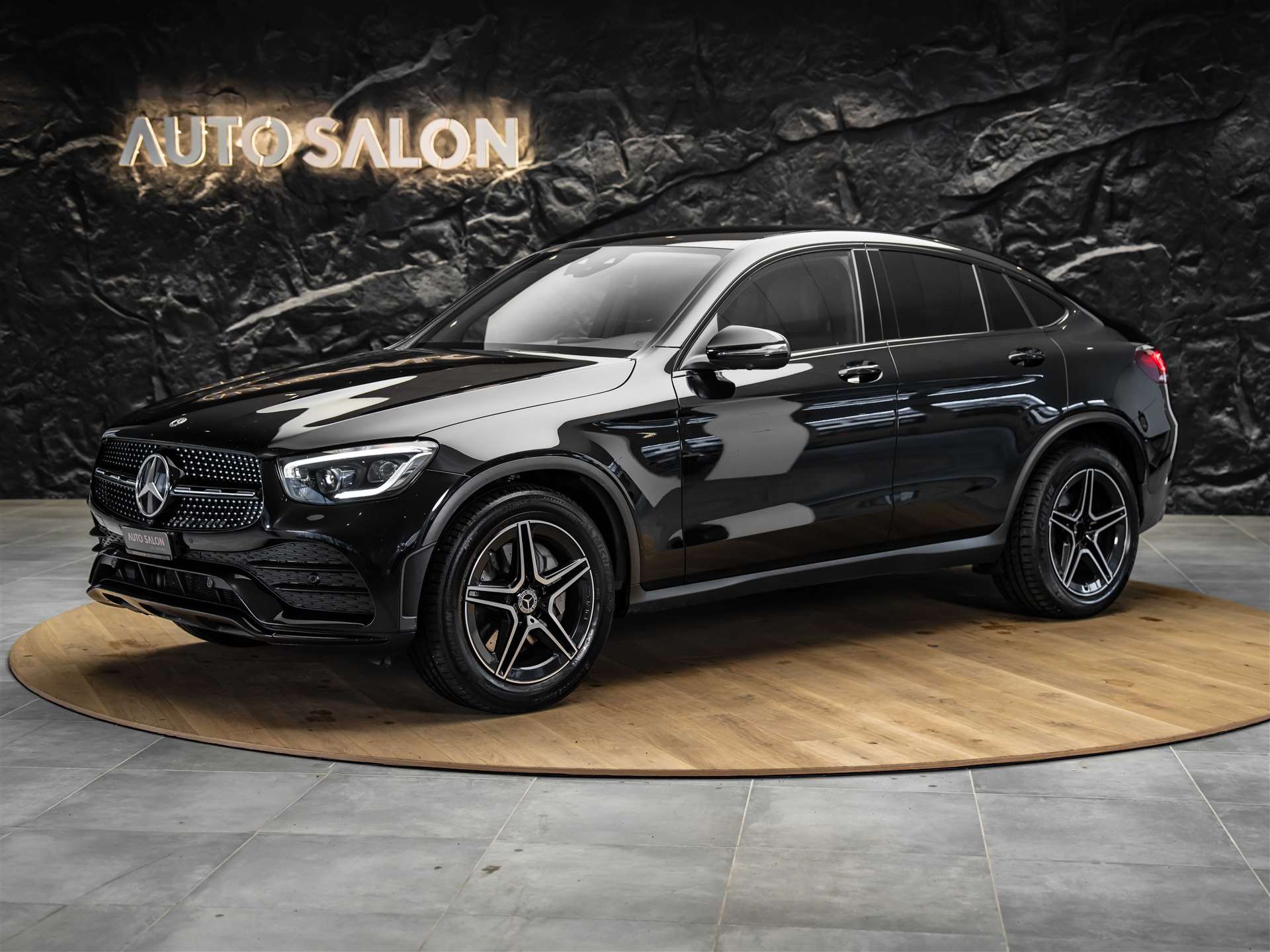 MERCEDES-BENZ GLC Coupé 300 d AMG Line 4Matic 9G-Tronic *Anhängerkupplung*-image-1