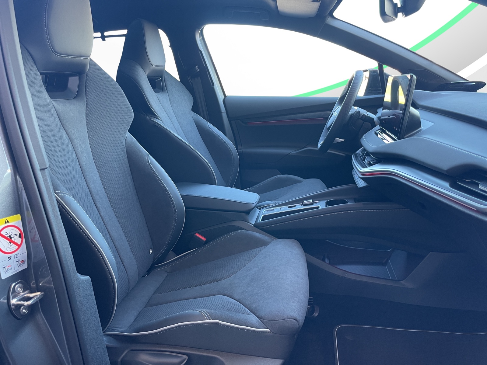 SKODA Enyaq 85x Sportline 4x4-image-13